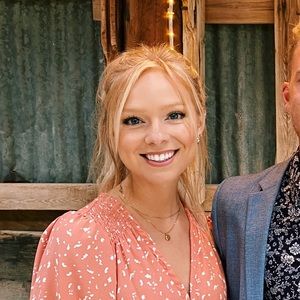 Meet your Posher, Danika